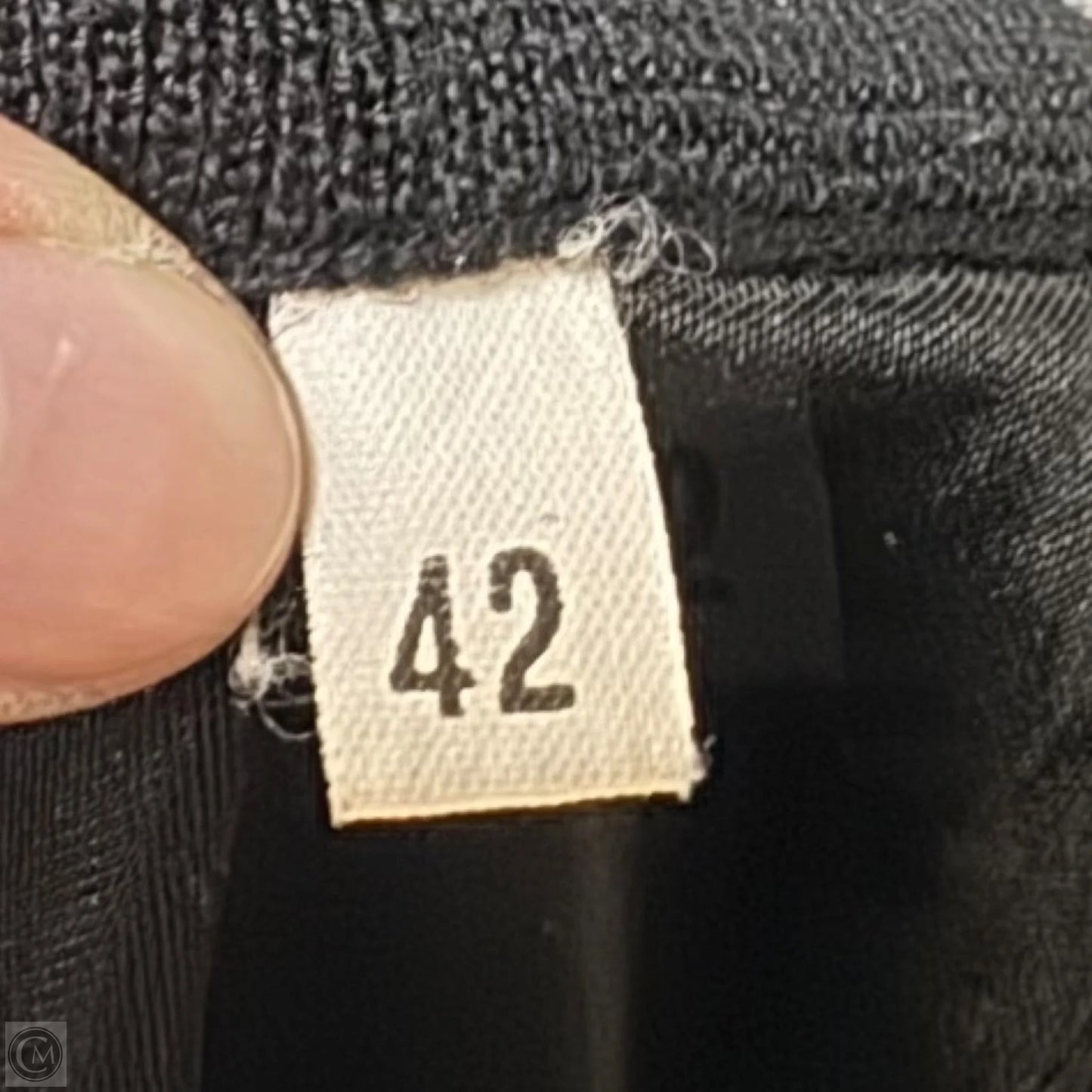 Knit Chevron Skirt Luxury Designer By Missoni In Black, Size: 6