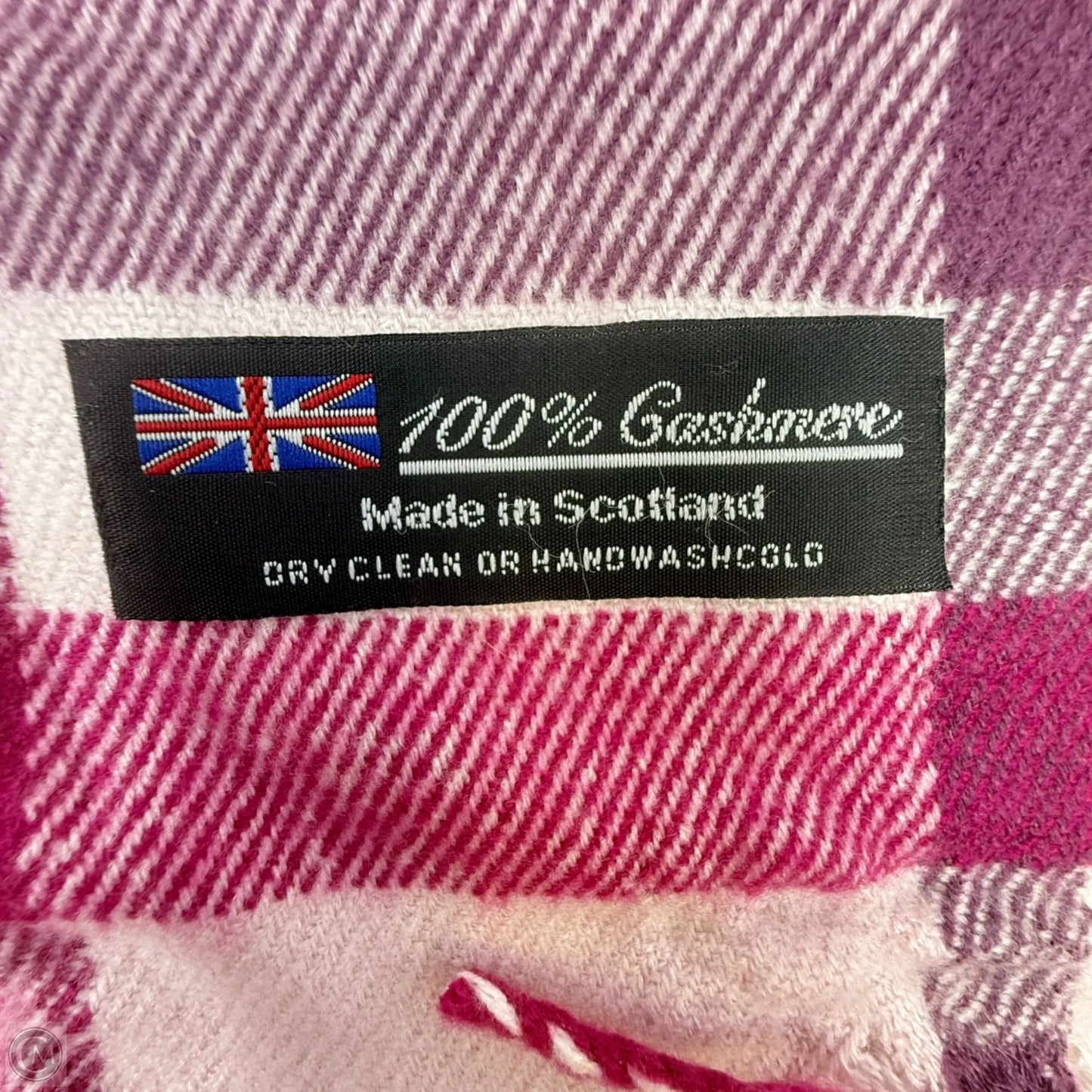 Cashmere Fringed Scarf In Plaid Made In Scotland
