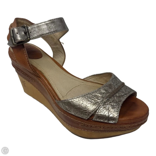 Leather Wedge Sandals Designer By Frye In Gold & Tan, Size: 6.5