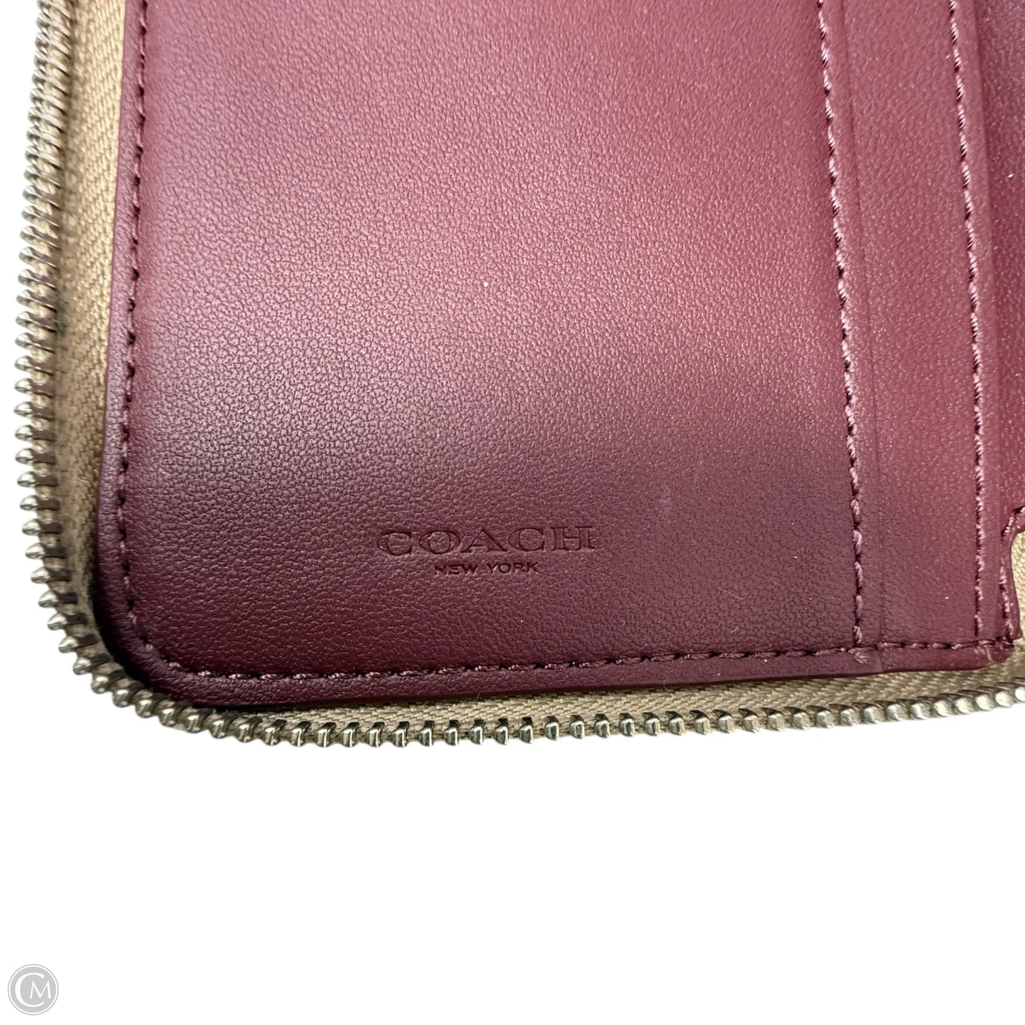 Pebbled Leather Medium ID Zip Wallet Designer By Coach, Size: Medium