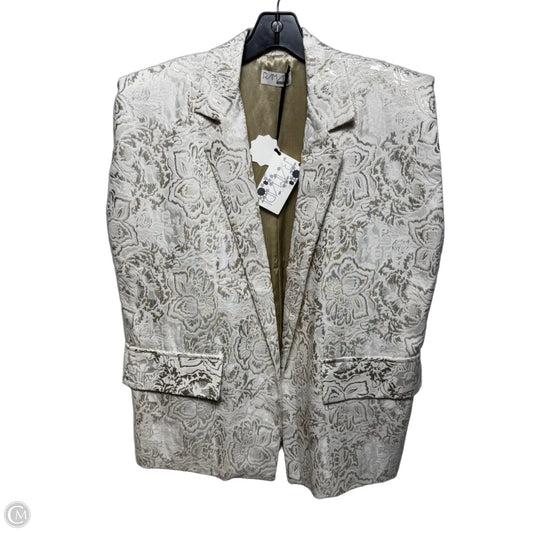 Vest Other By ramadi In Cream, Size: Osfm