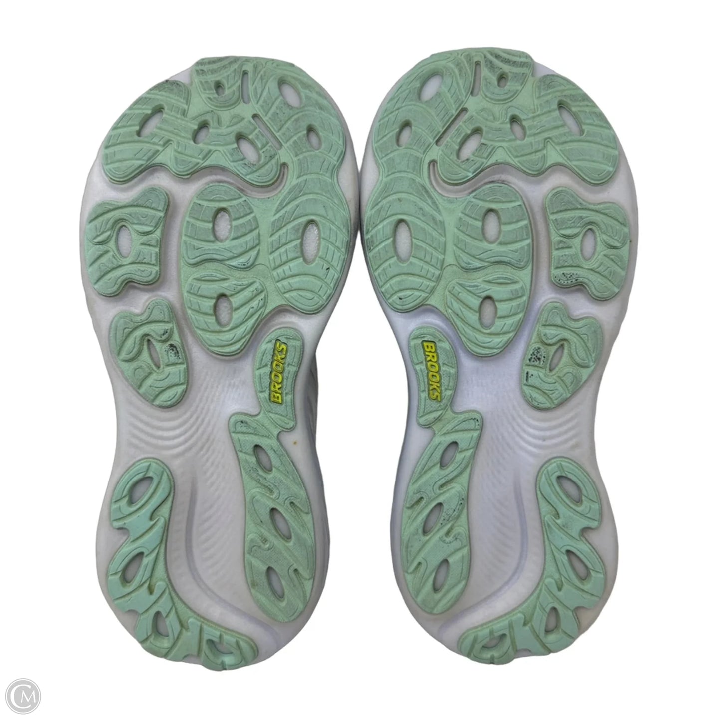 Adrenaline GTS 25 Running Shoes By Brooks In White, Size: 8.5