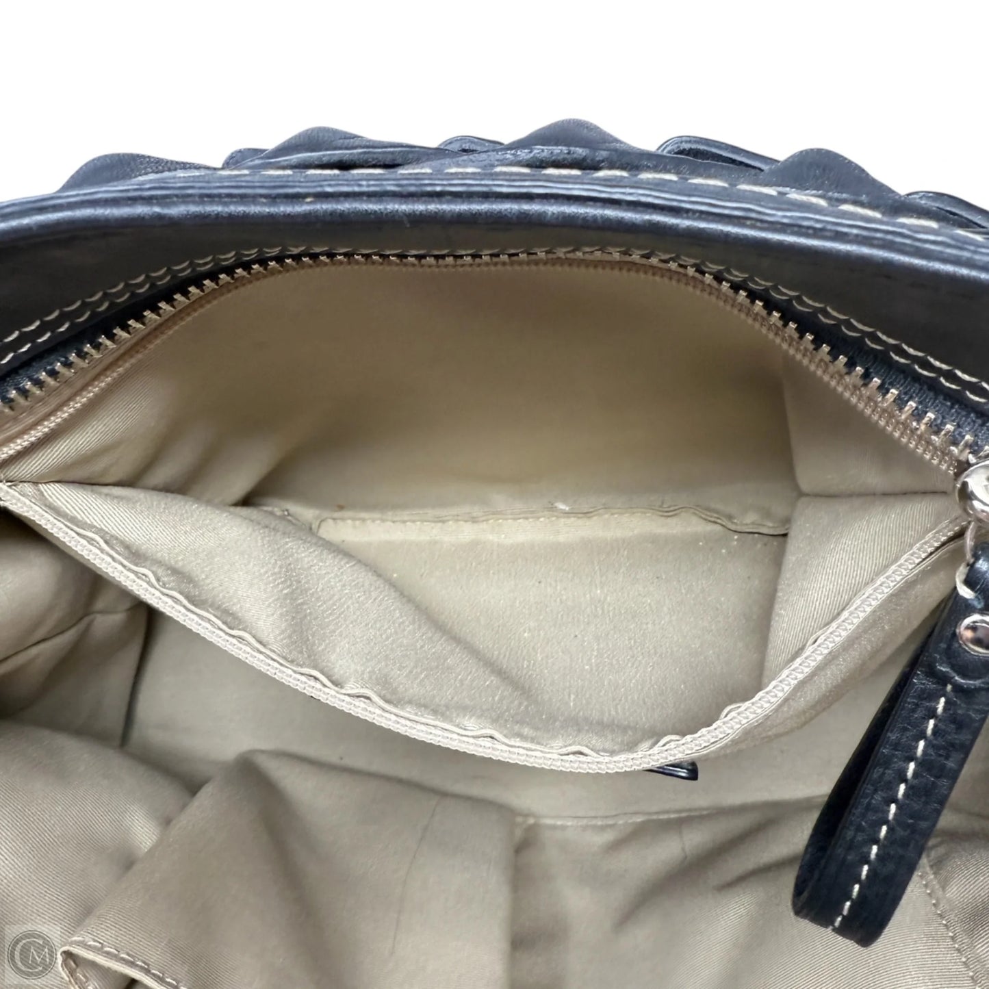 Hamptons Pebbled Leather Carryall Designer By Coach, Size: Medium