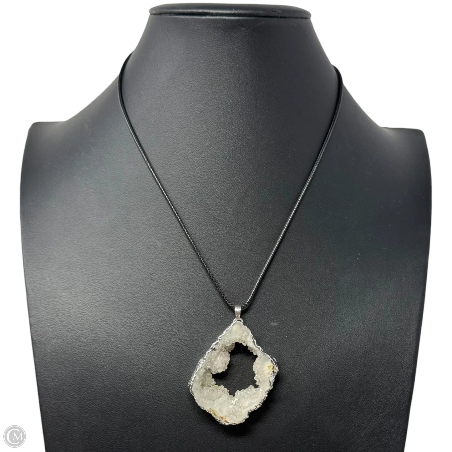Geode Pendant Necklace