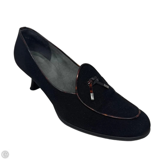 Vintage Belgian Heeled Loafer Shoes Designer By Stuart Weitzman In Black & Brown, Size: 6.5