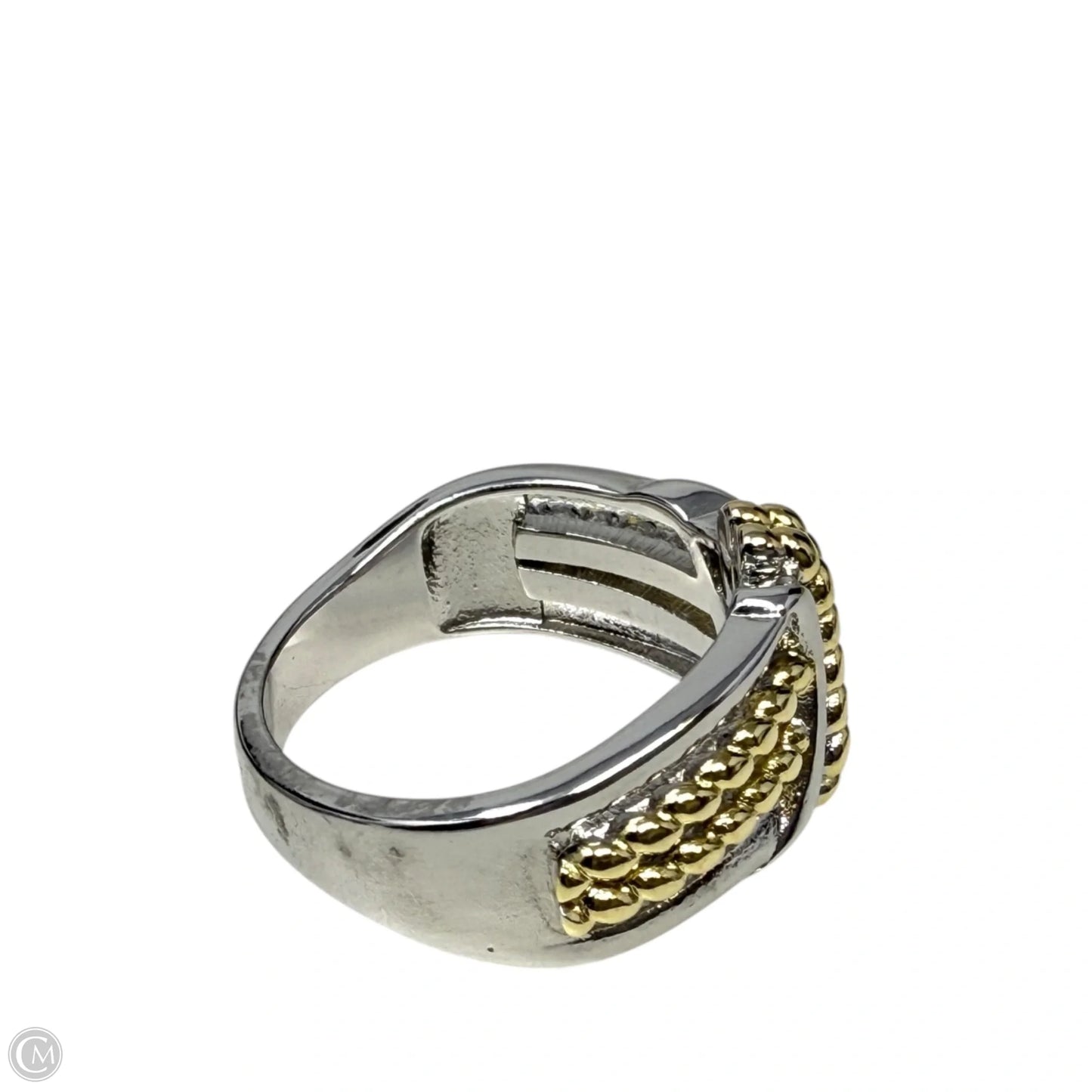 Two Tone Wavy Band Ring Size: 7