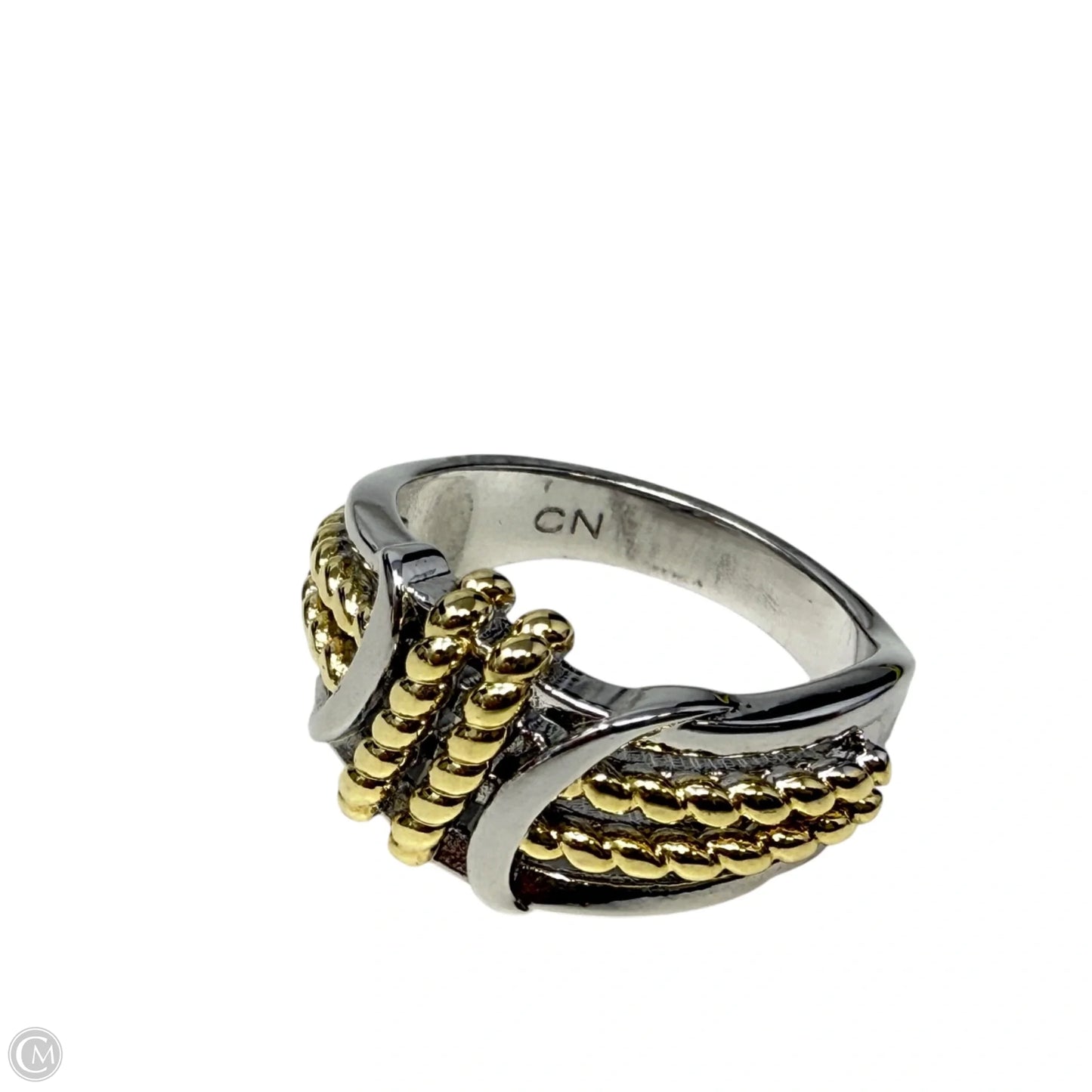 Two Tone Wavy Band Ring Size: 7