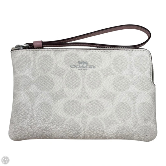 Corner Zip Wristlet Designer By Coach, Size: Small
