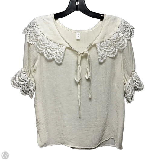 Top Short Sleeve By Vi Vi In Cream, Size: M