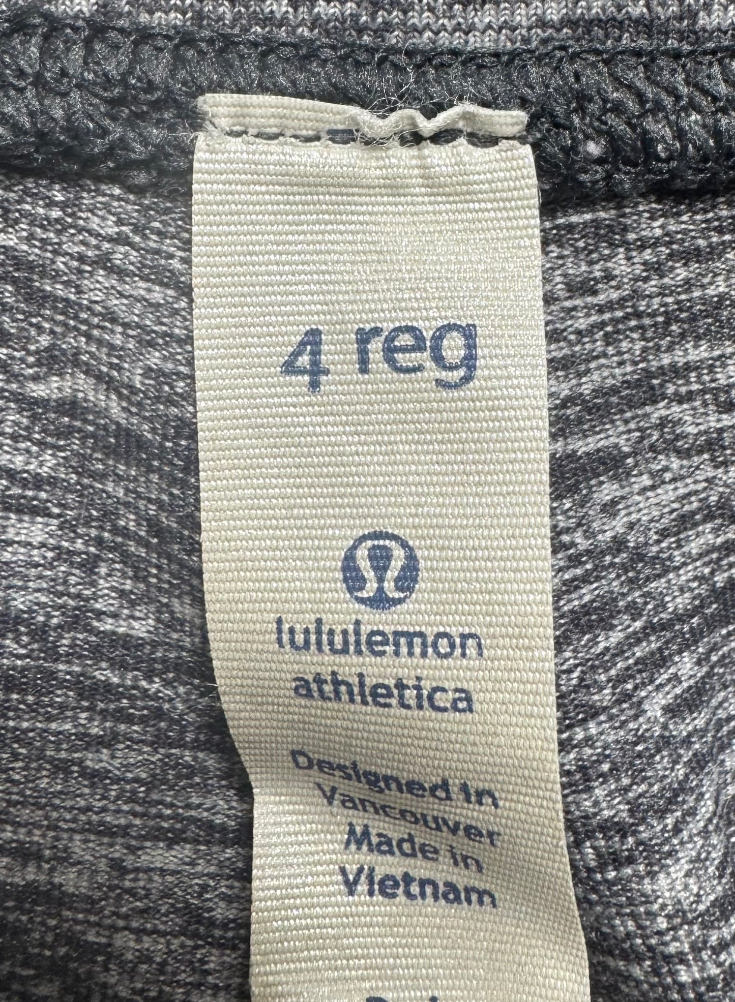 Athletic Pants By Lululemon In Grey, Size: 4