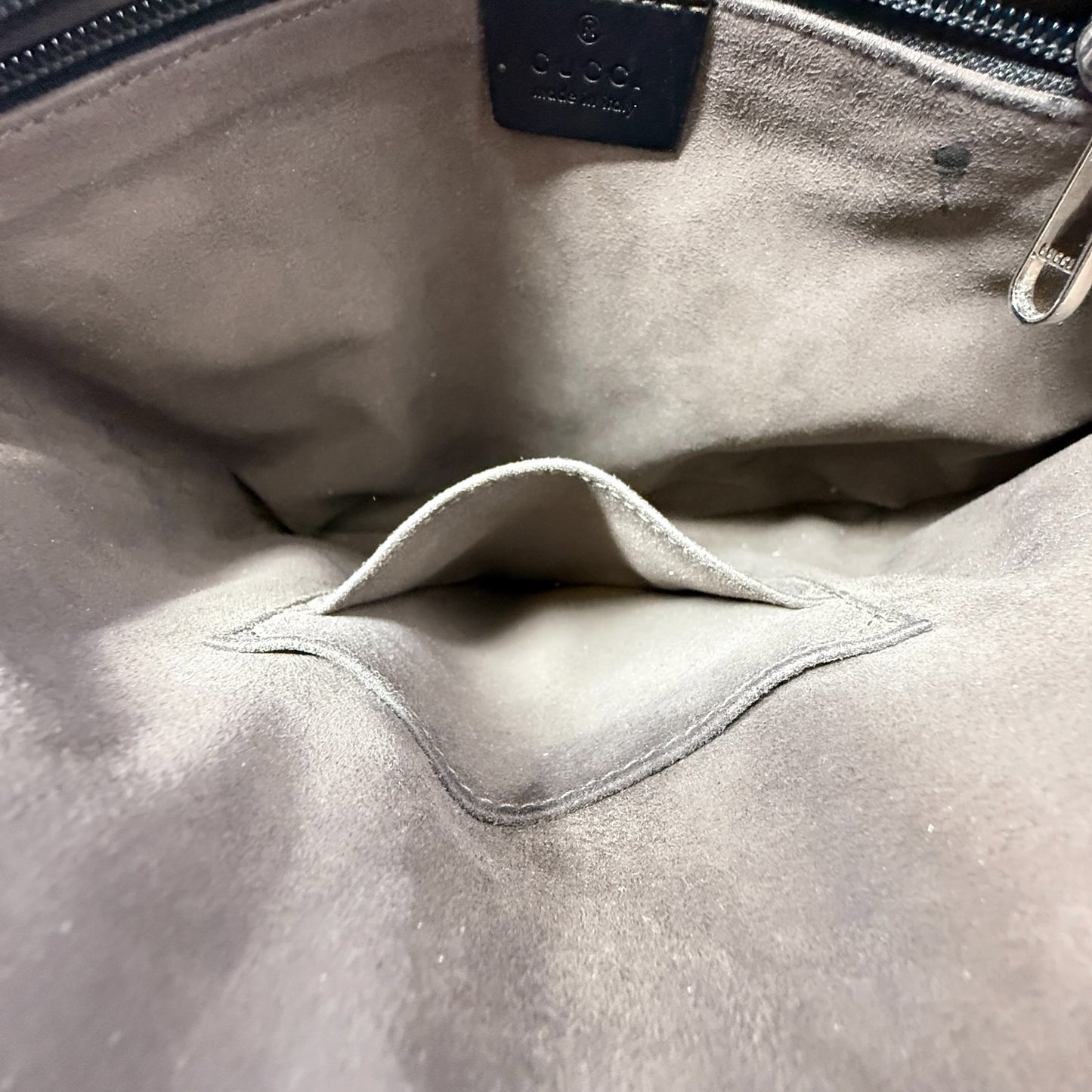 Guccissima Signature Leather Messenger Bag  Luxury Designer By Gucci, Size: Small