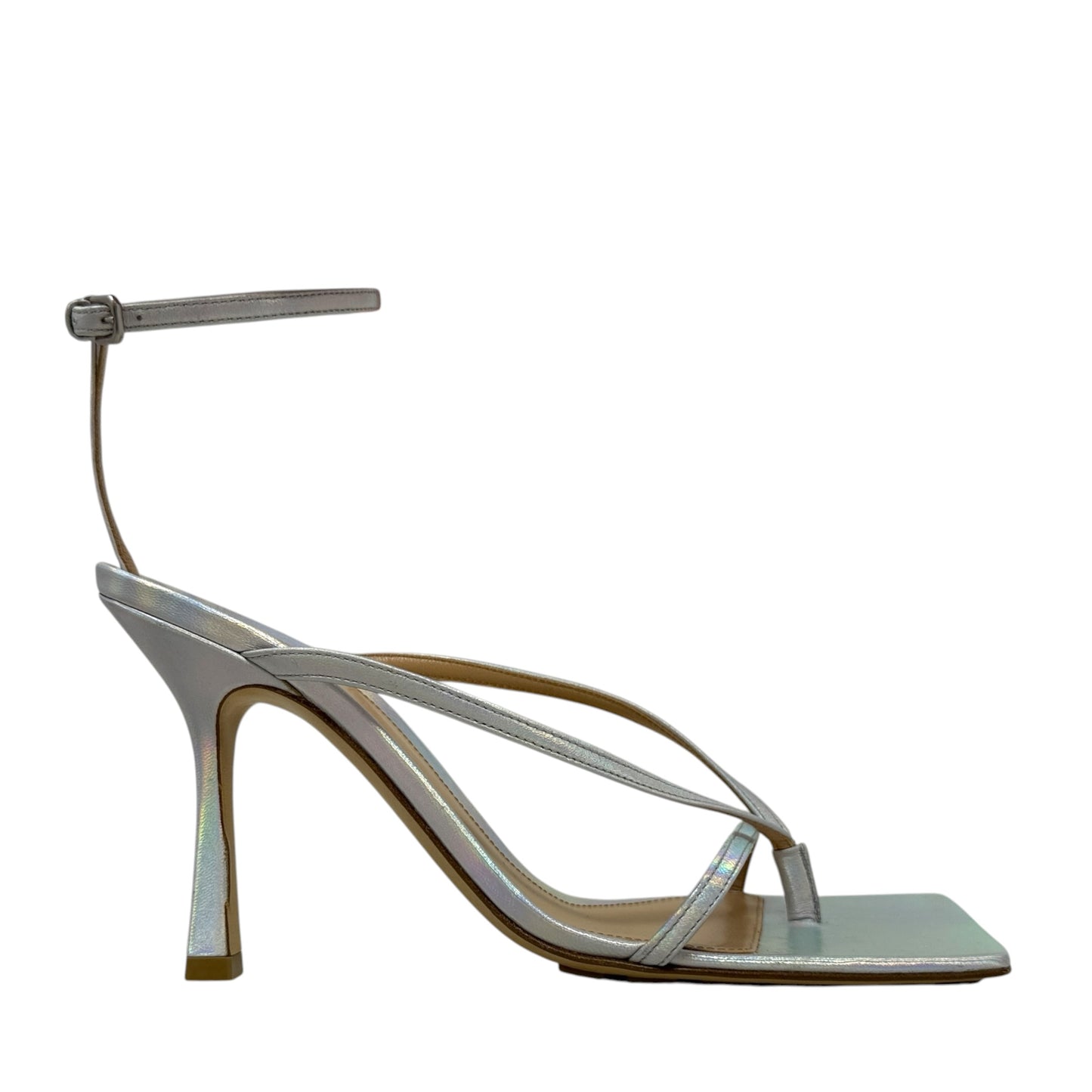 Stretch Iridescent Leather Sandals Luxury Designer By Bottega Veneta In Silver, Size: 9 (IT 39)