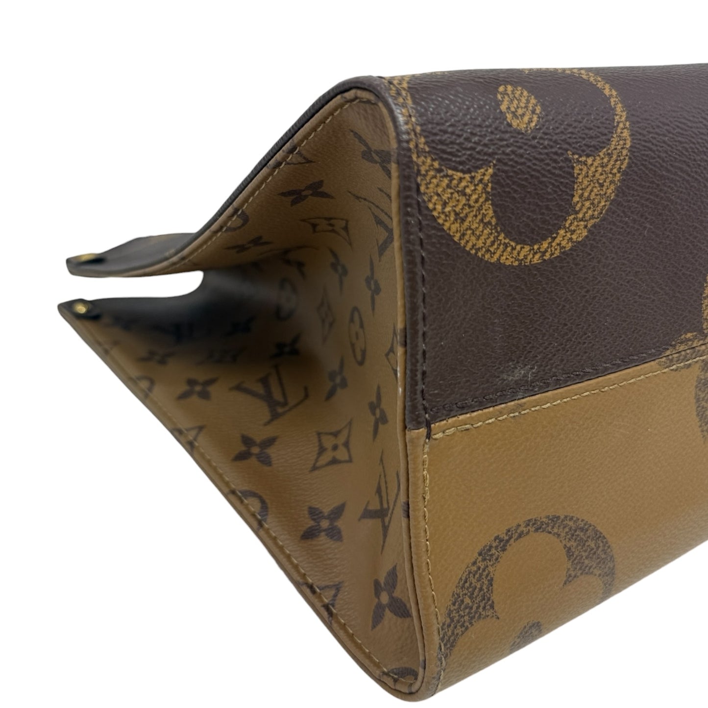 2022 On The Go Tote MM In Giant Monogram Canvas Luxury Designer By Louis Vuitton, Size: Medium