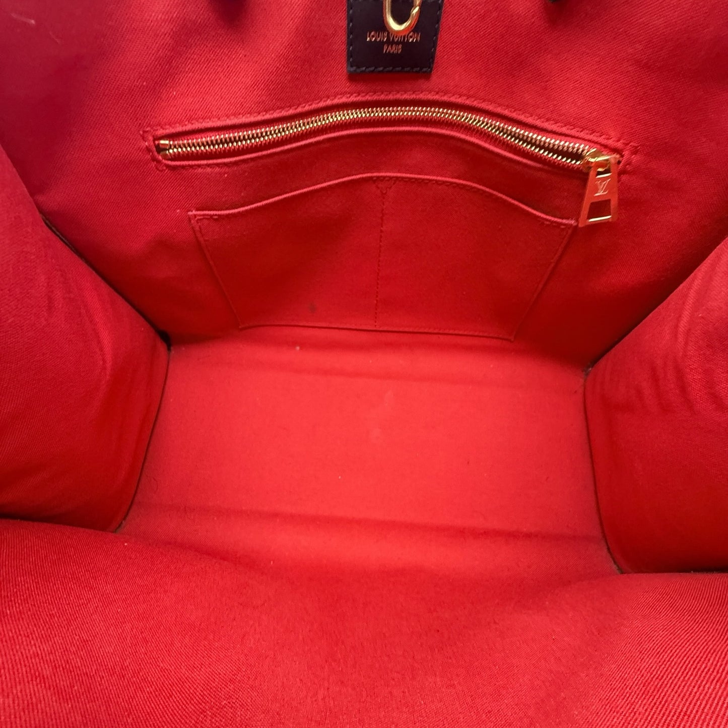 2022 On The Go Tote MM In Giant Monogram Canvas Luxury Designer By Louis Vuitton, Size: Medium