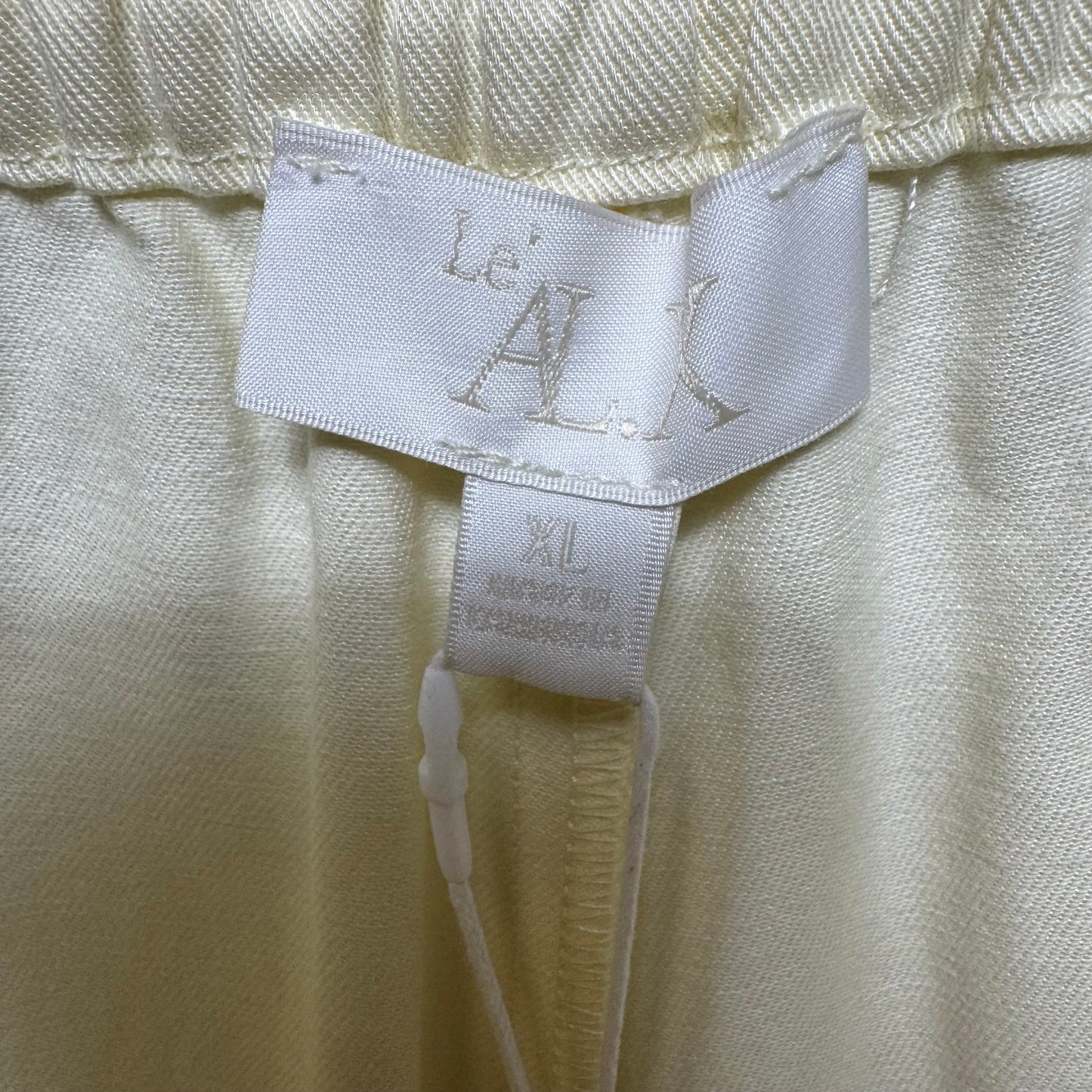 Pants Cargo & Utility By Lé AL.X In Yellow, Size: Xl
