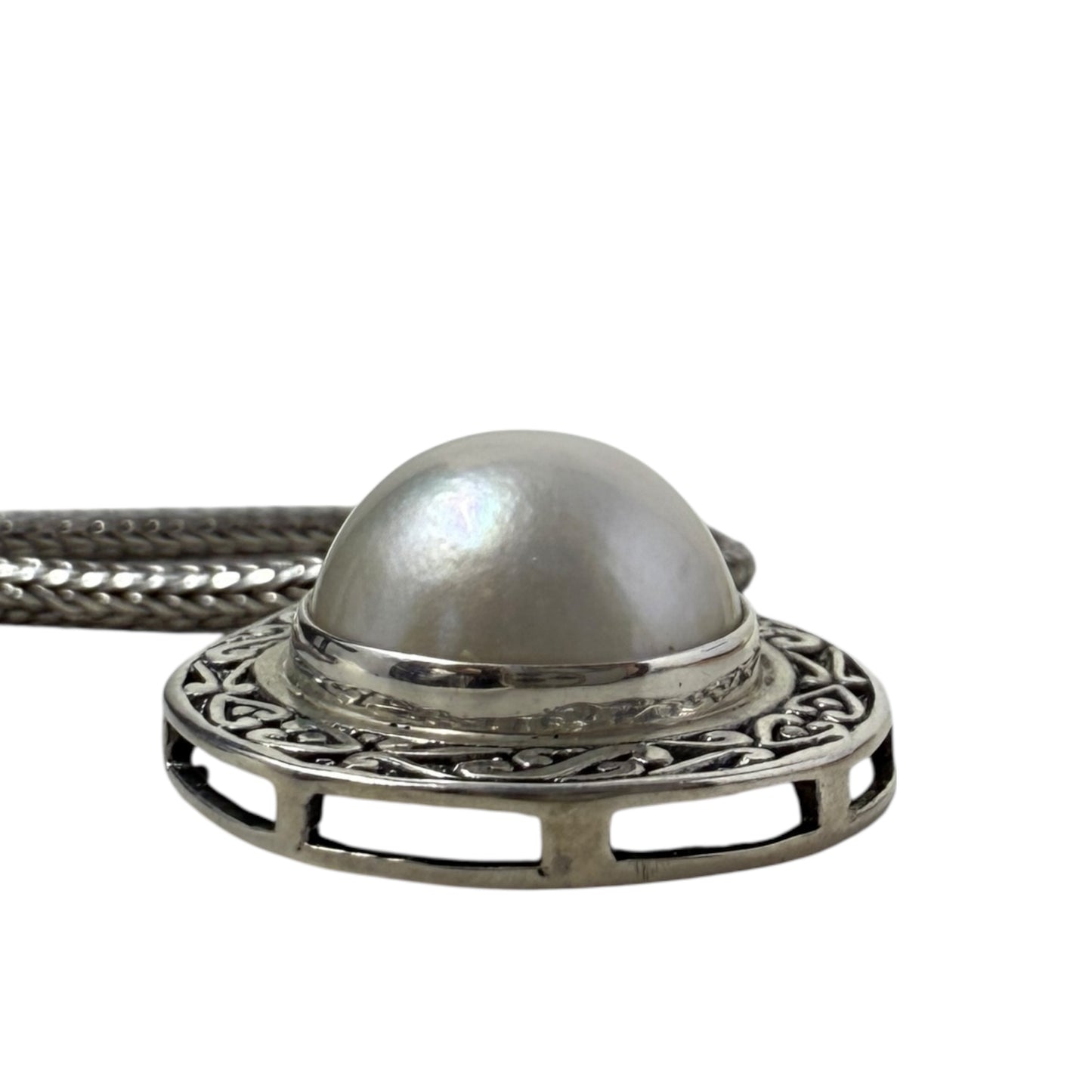 Sterling Silver Mabe Pearl Scrollwork Pendant & Wheat Chain Necklace