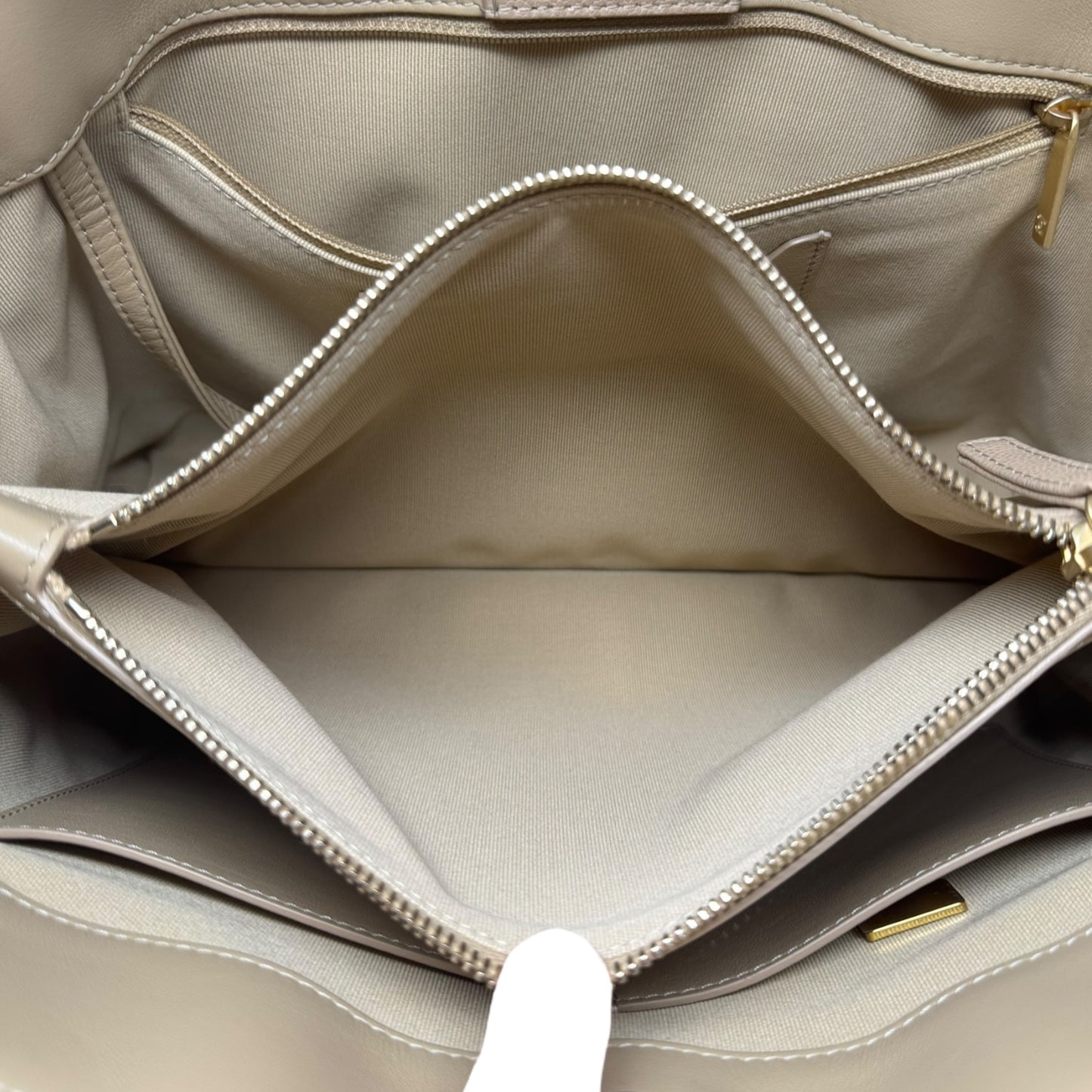 RARE 24S Coco Shiny Caviar Quilted Chain Top Handle Shopping Bag Luxury Designer By Chanel, Size: Medium