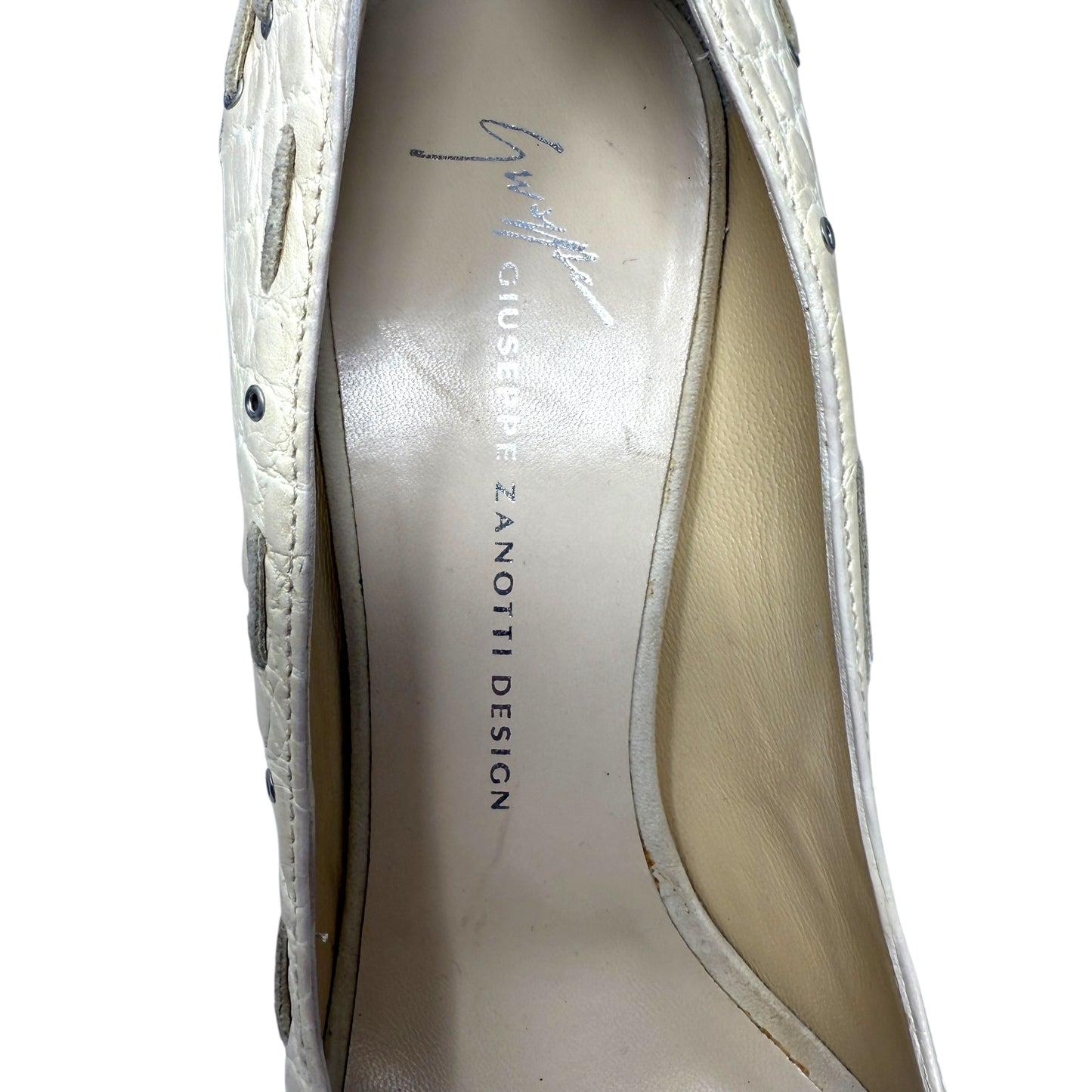 Vintage Vicini Croc Embossed Lace Detail Cutout Stiletto Pumps Designer By Giuseppe Zanotti In Cream, Size: 7
