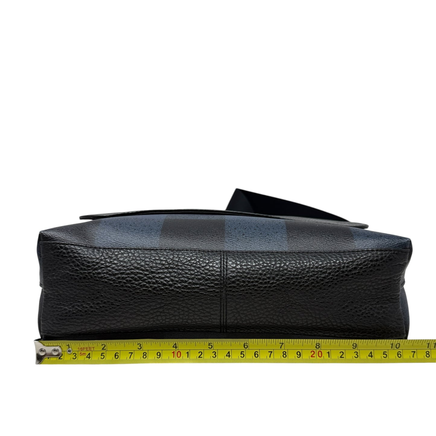 Charles Messenger Bag Designer By Coach, Size: Medium