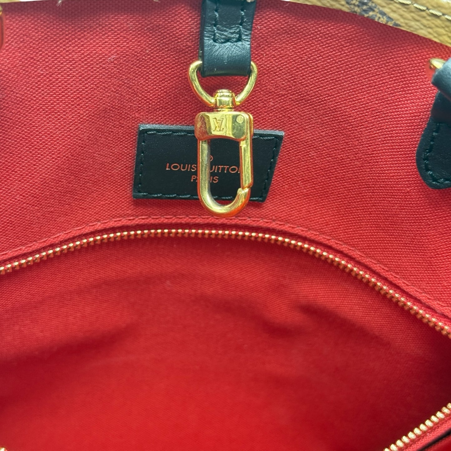 2022 On The Go Tote MM In Giant Monogram Canvas Luxury Designer By Louis Vuitton, Size: Medium