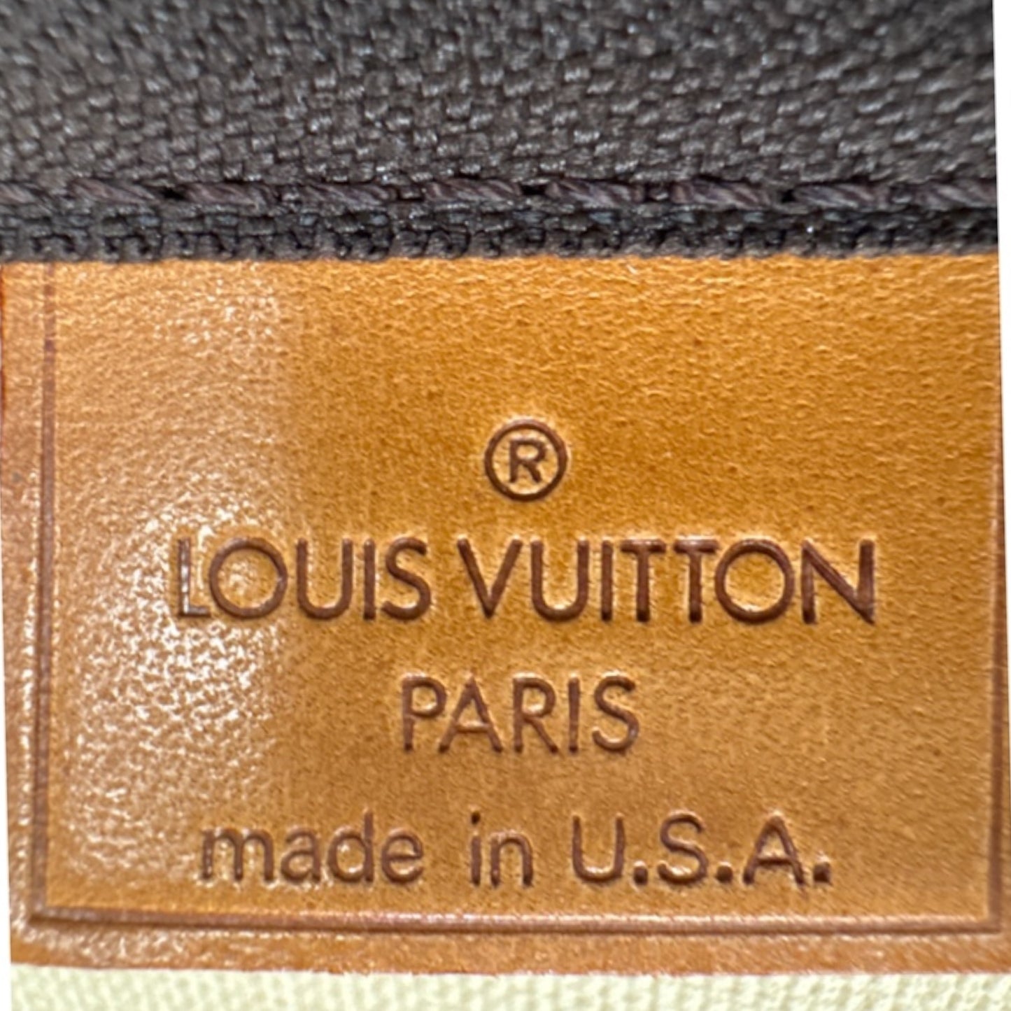 Vintage 2000 Pullman 60 Monogram Canvas & Vachetta Leather Suitcase Luxury Designer By Louis Vuitton, Size: Large