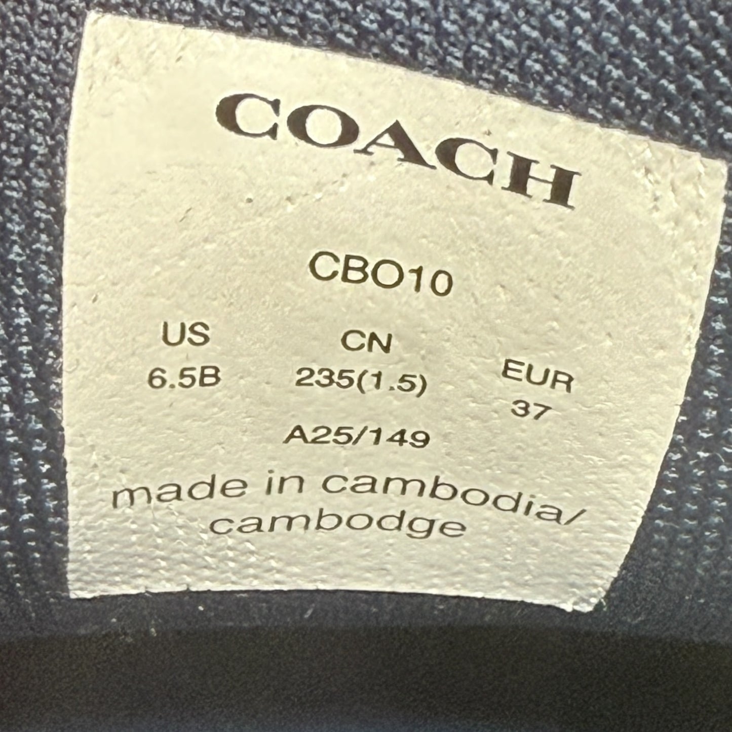 High Line Sneaker in Signature Denim (Deep Blue Multi) Designer By Coach In Blue, Size: 6.5