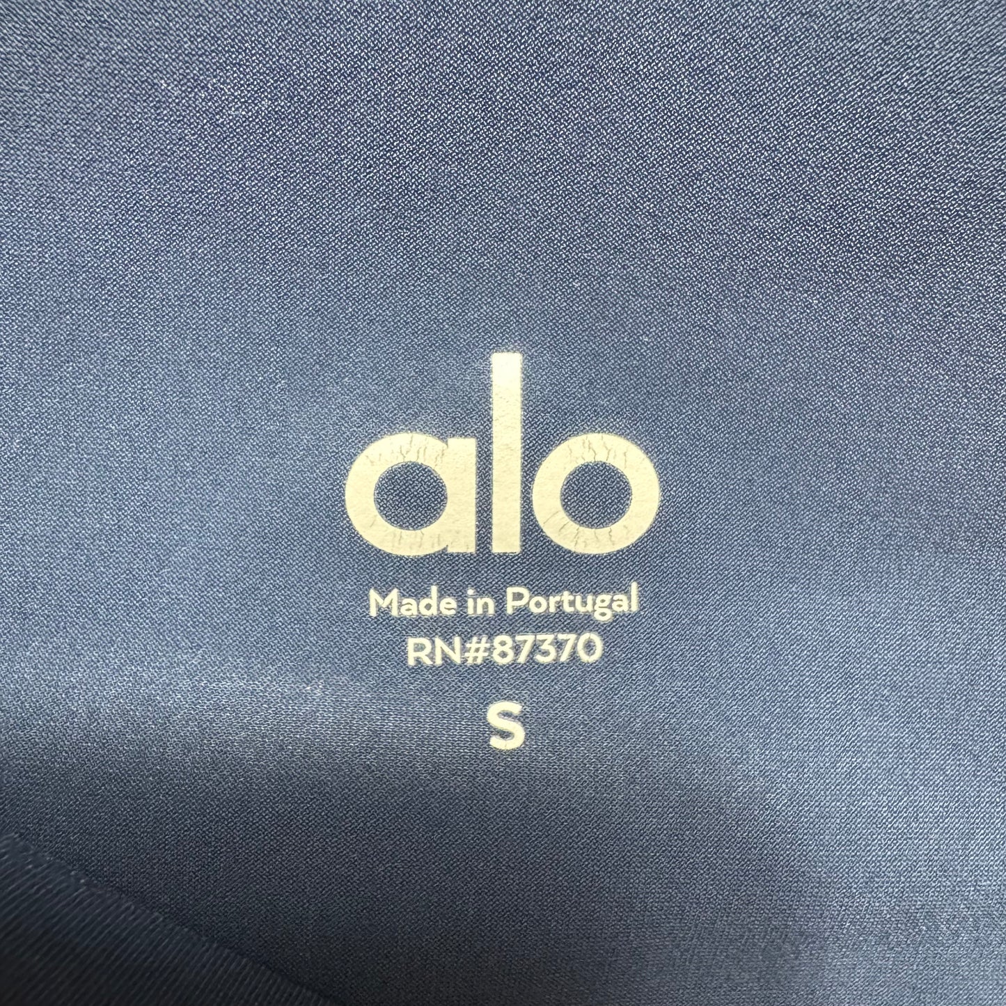 Athletic Leggings By Alo In Blue, Size: S