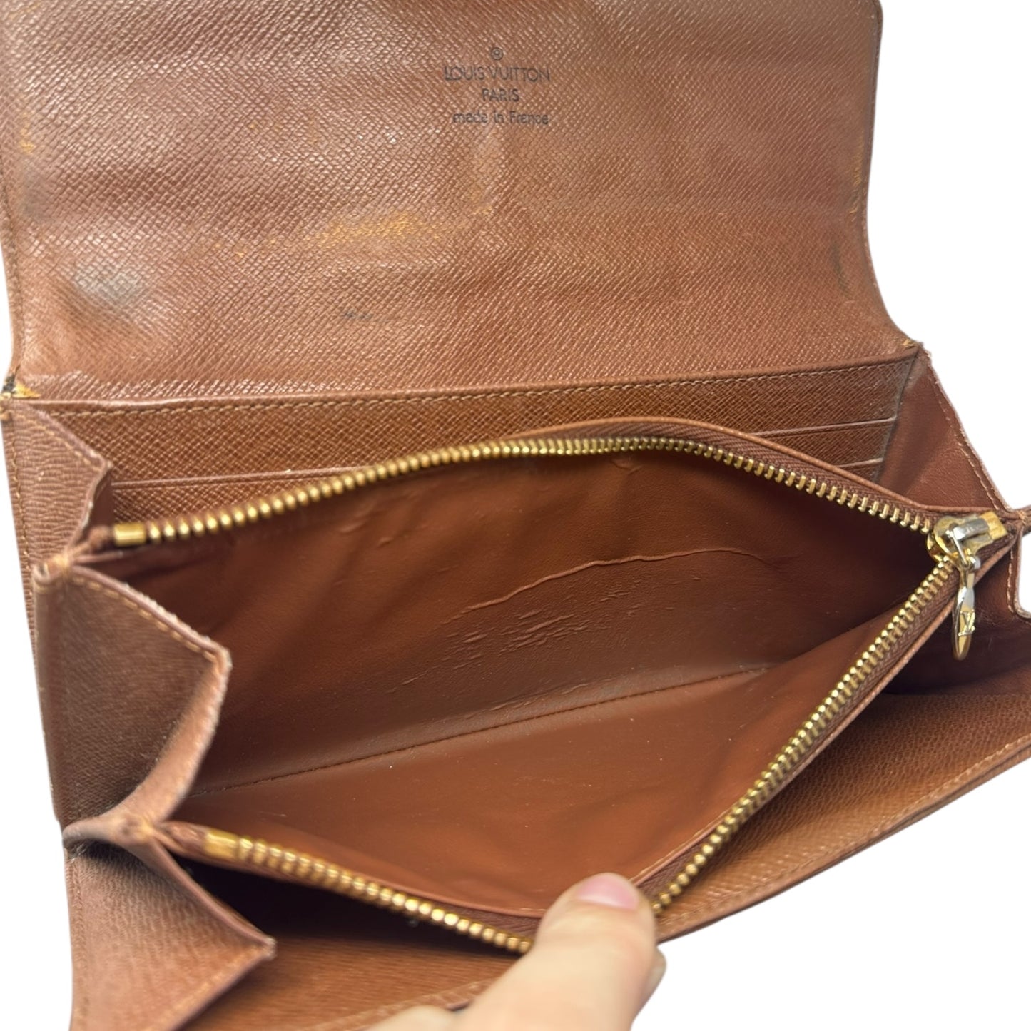 AS IS Etoile Sarah Quilted Wallet Luxury Designer By Louis Vuitton, Size: Large