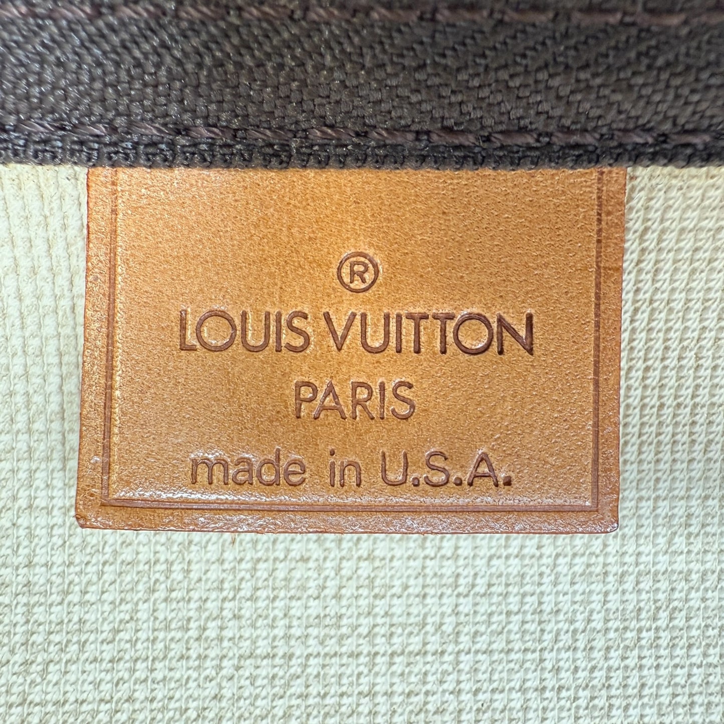 Vintage 2000 Pullman 60 Monogram Canvas & Vachetta Leather Suitcase Luxury Designer By Louis Vuitton, Size: Large