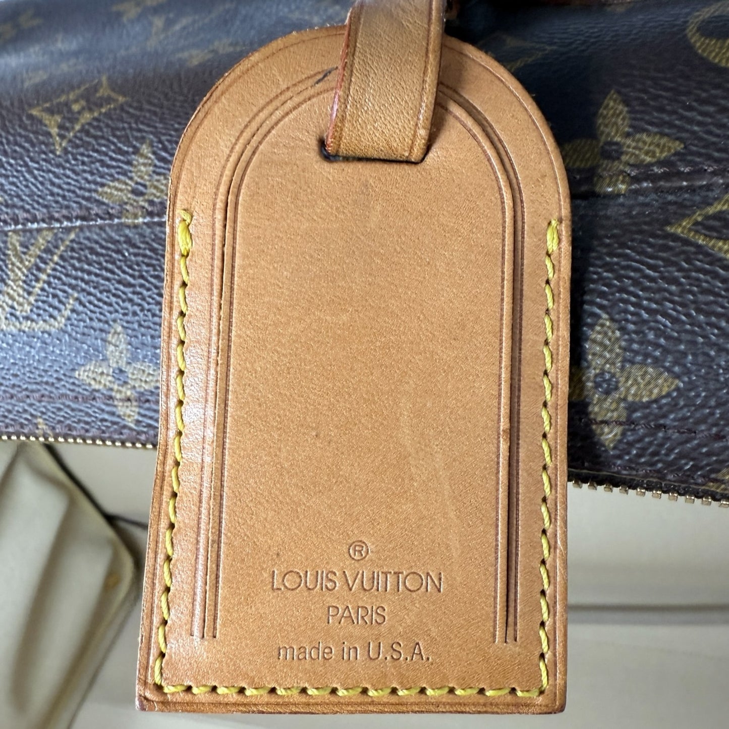 Vintage 2000 Pullman 60 Monogram Canvas & Vachetta Leather Suitcase Luxury Designer By Louis Vuitton, Size: Large