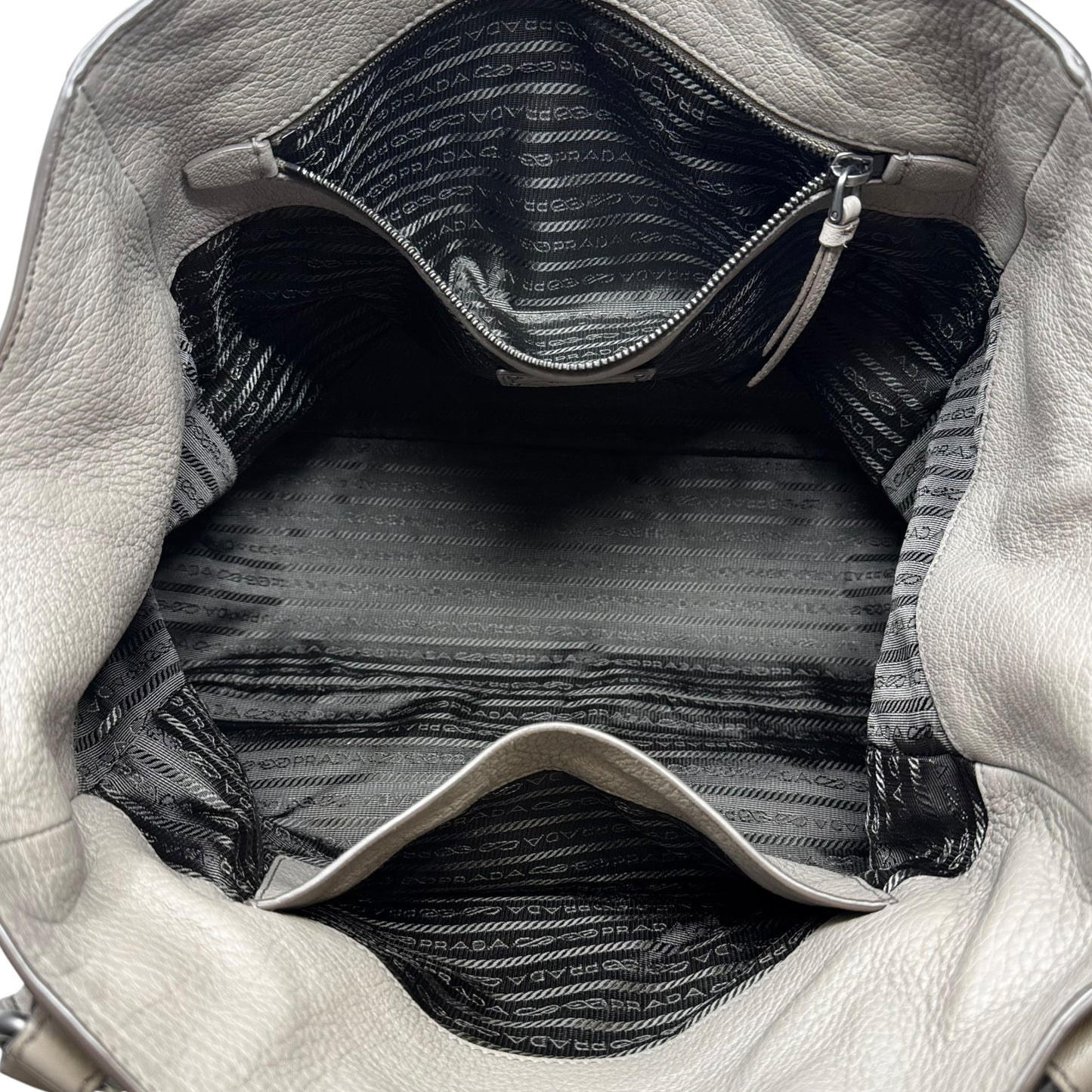 Leather Tote Bag Handbag Luxury Designer By Prada, Size: Large