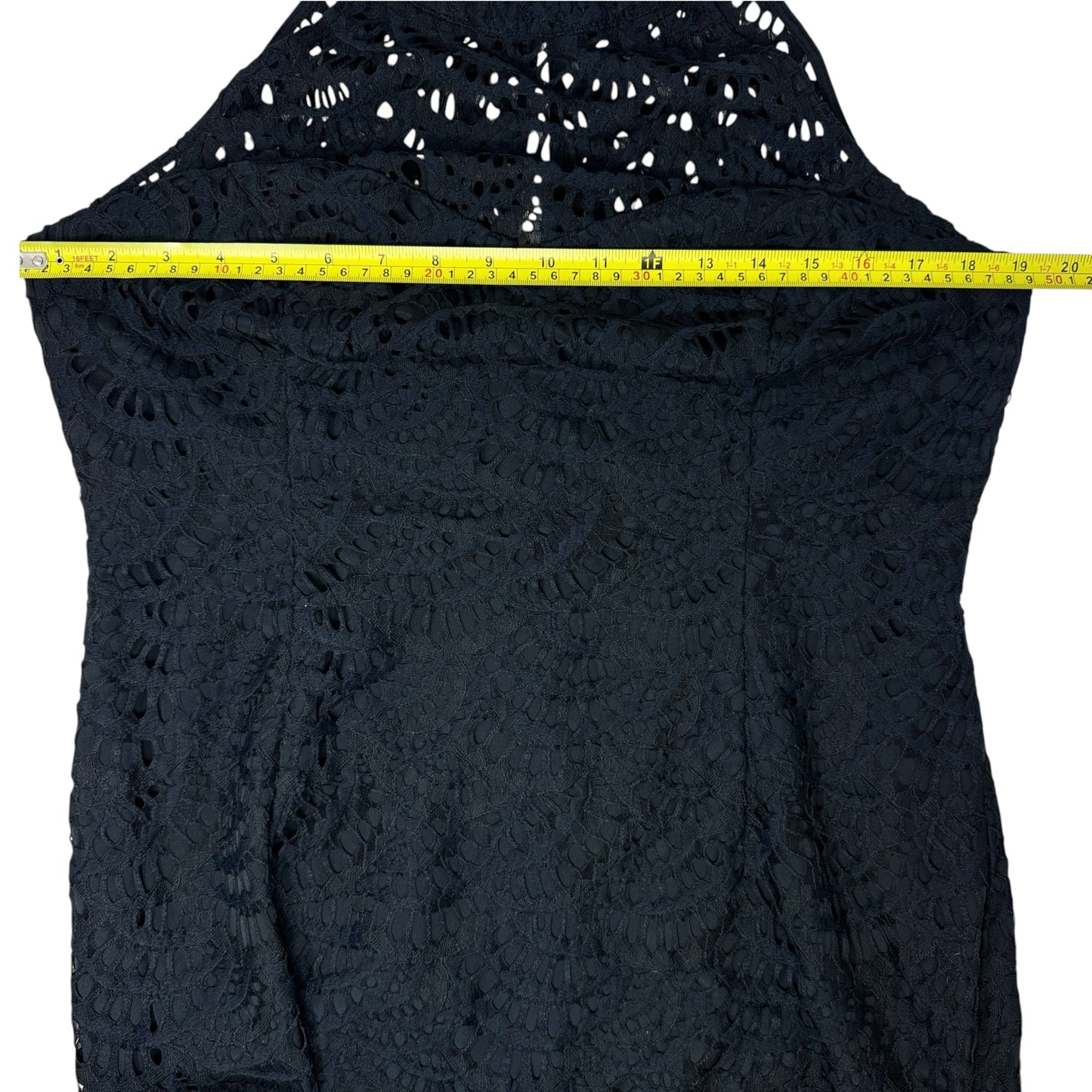 Kenna Lace Sheath Dress Designer By Lilly Pulitzer In Onyx Scalloped Fan Lace, Size: M ESTIMATED
