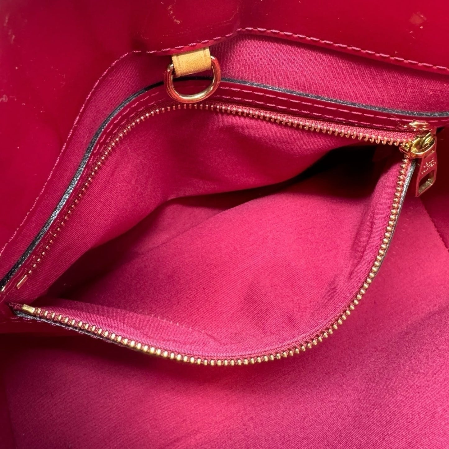 Vernis Catalina Tote Luxury Designer By Louis Vuitton In Indien Rose Embossed Patent Leather, Size: Small