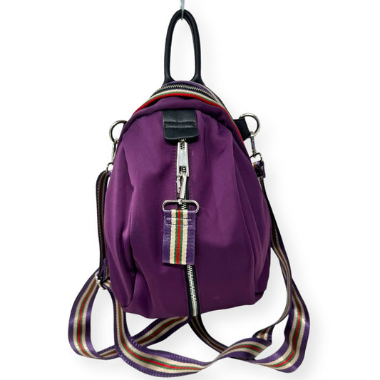 Backpack By Sondra Roberts Squared Size: Medium
